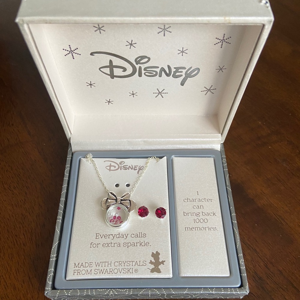 Minnie Mouse necklace and earring set